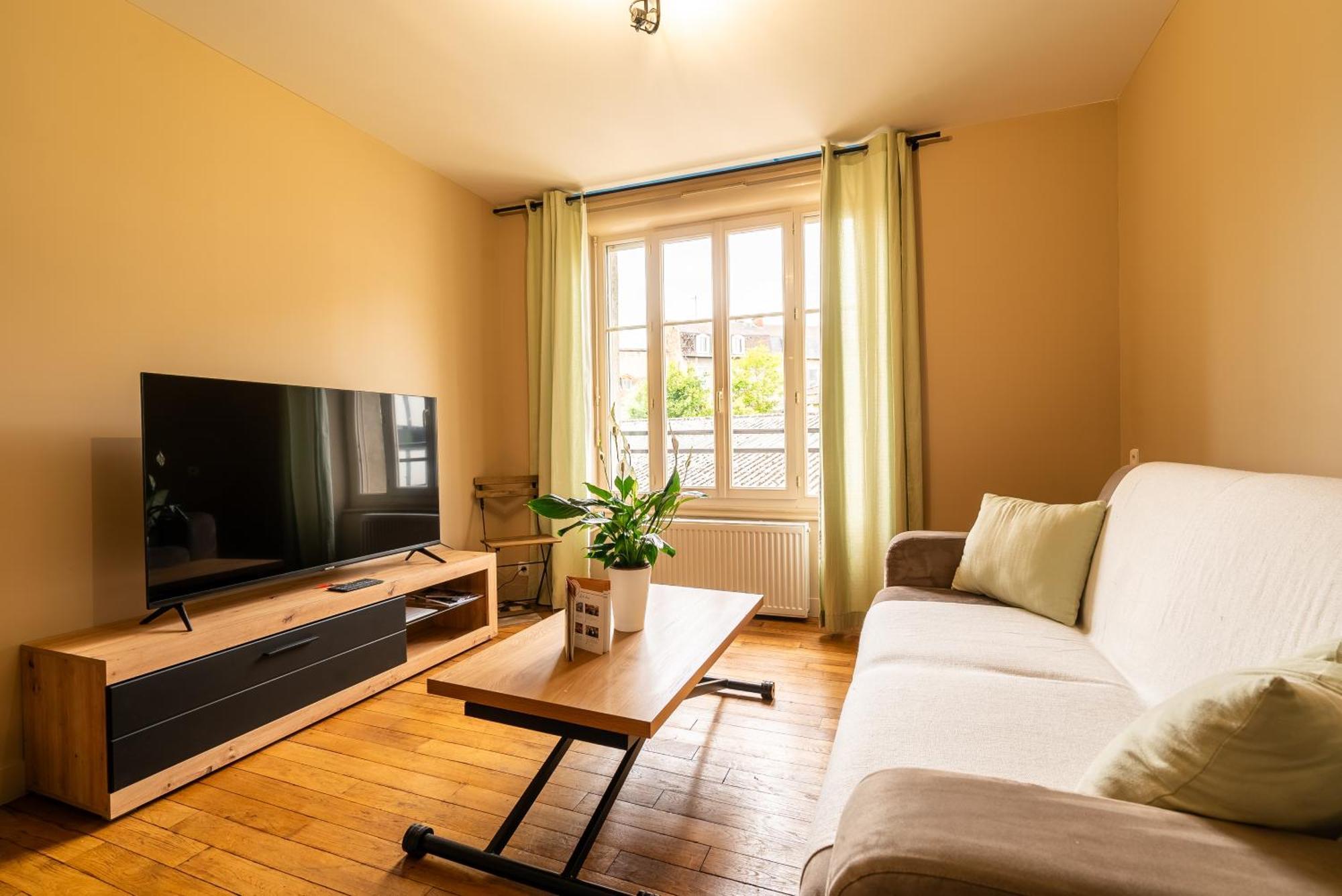 Mon Appart'Hotel - Gare De Limoges - Appartement Familial - Parking En Supp Екстериор снимка