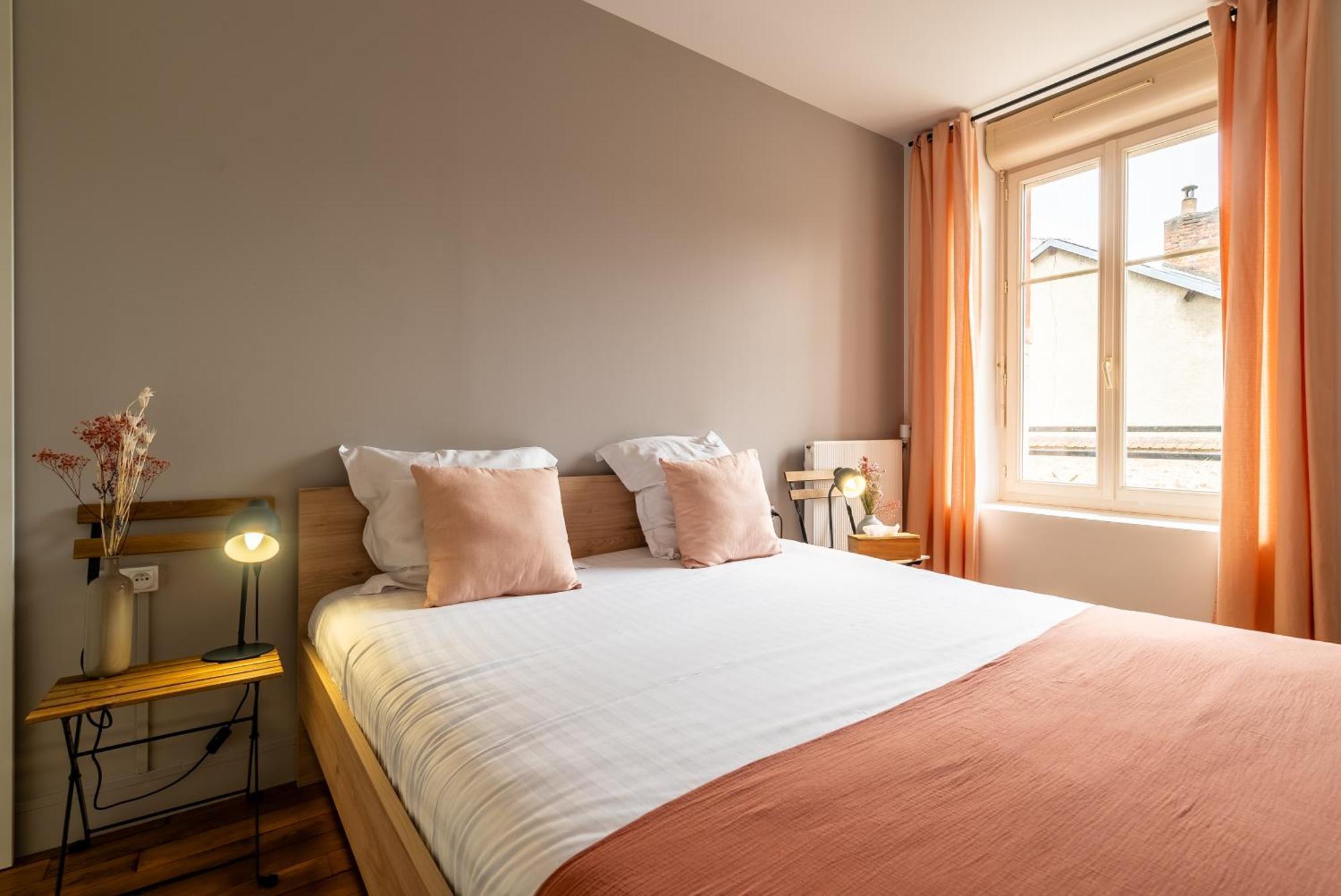 Mon Appart'Hotel - Gare De Limoges - Appartement Familial - Parking En Supp Екстериор снимка